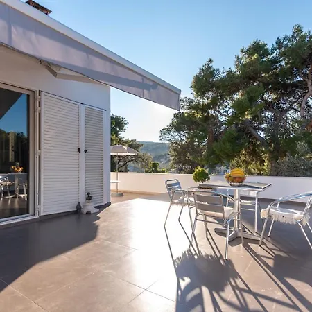 Amazing House W Pool And Big Sunny Terrace Close To Sea & * Splitska