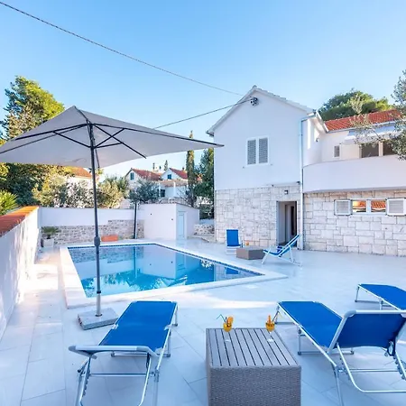 Holiday home Amazing House W Pool And Big Sunny Terrace Close To Sea & Splitska